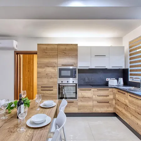 New - Stylish 1-bedroom Maisonette Near Marina By Sf Homes アパート