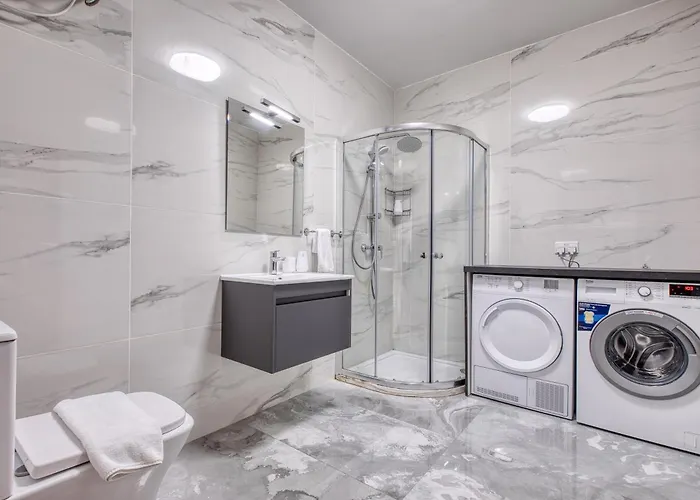 New - Stylish 1-bedroom Maisonette Near Marina By Sf Homes