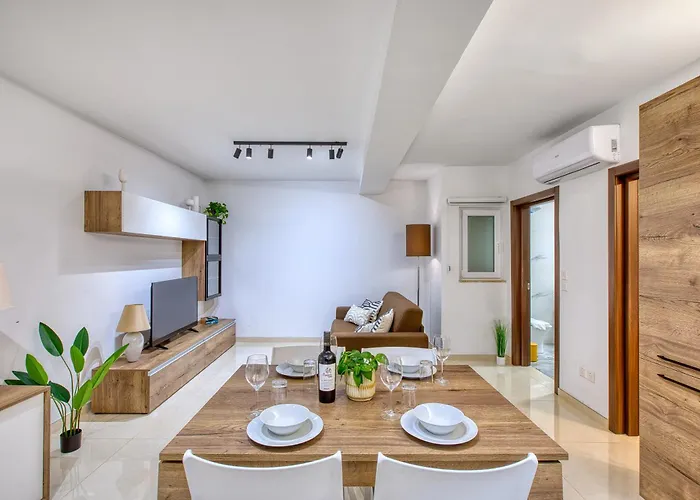 New - Stylish 1-bedroom Maisonette Near Marina By Sf Homes Apartment *