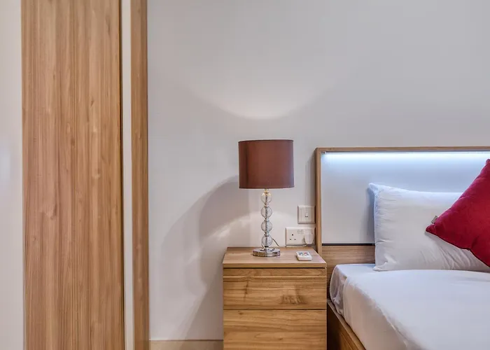 New - Stylish 1-bedroom Maisonette Near Marina By Sf Homes * Ta Xbiex